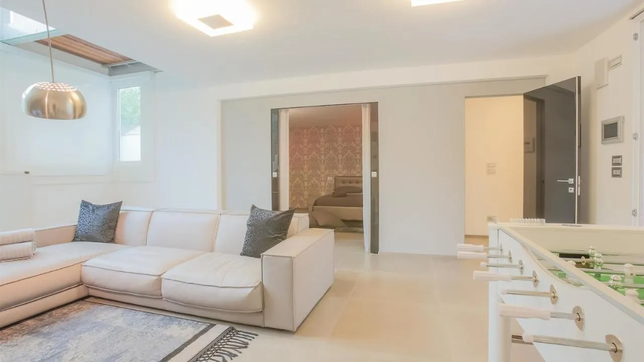 Villa Lisa 8, Emma Villas Rimini Italien