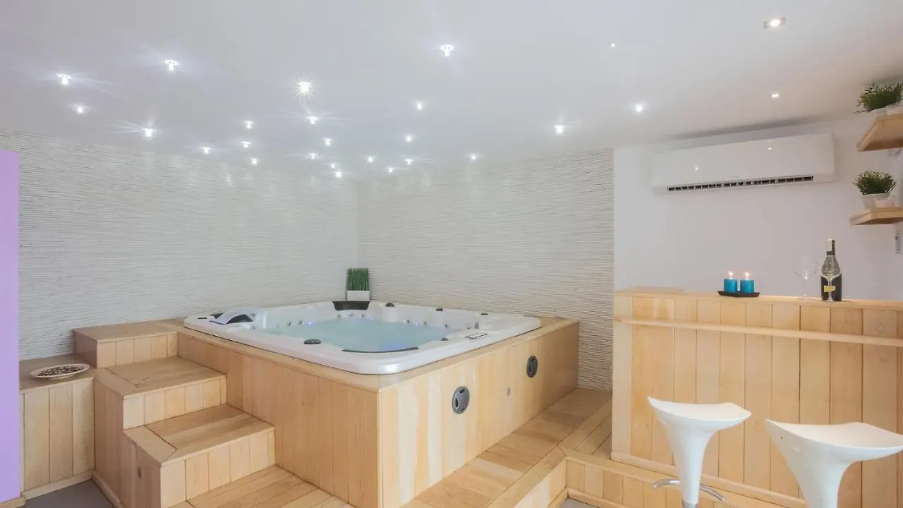 Villa Lisa 8, Emma Villas Rimini