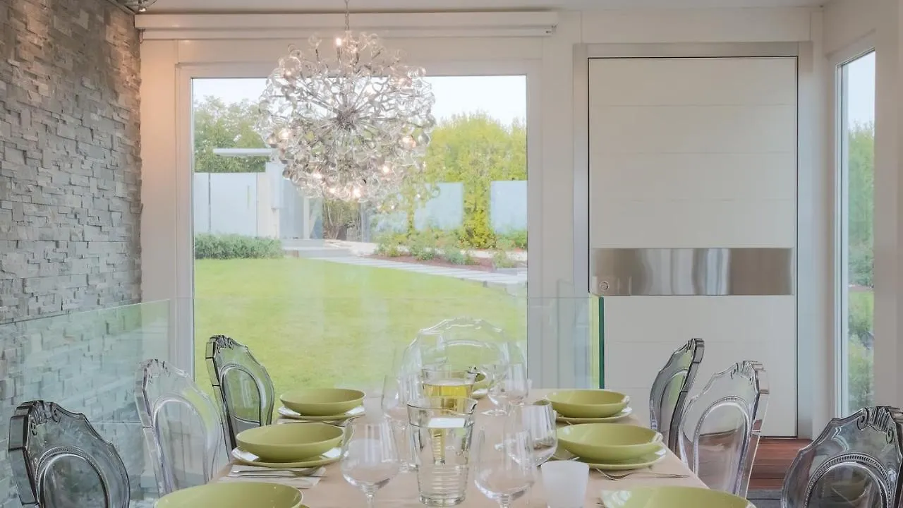 Villa Lisa 8, Emma Villas Rimini Italy