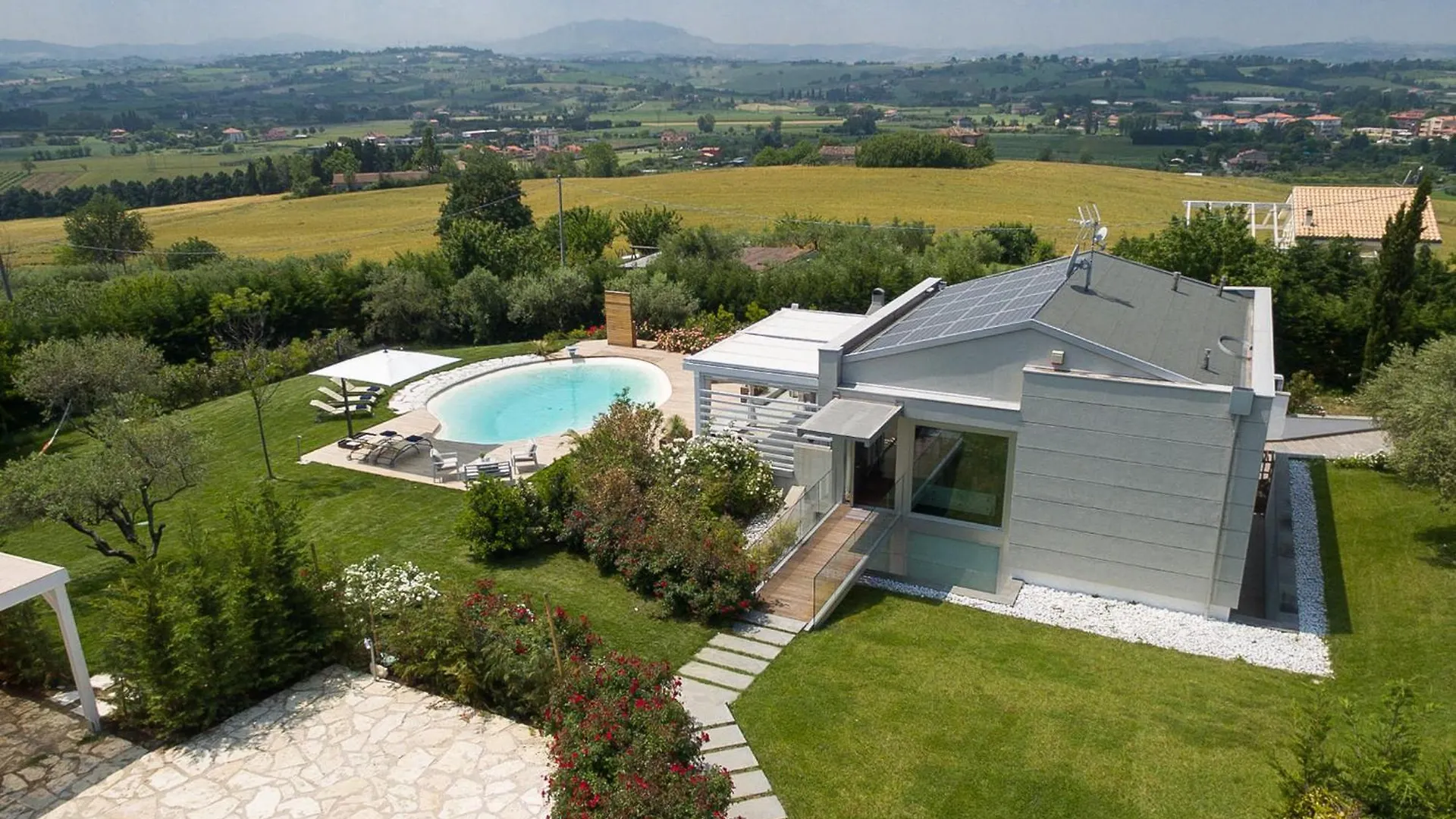 Villa Lisa 8, Emma Villas Rimini 0*,  Italy